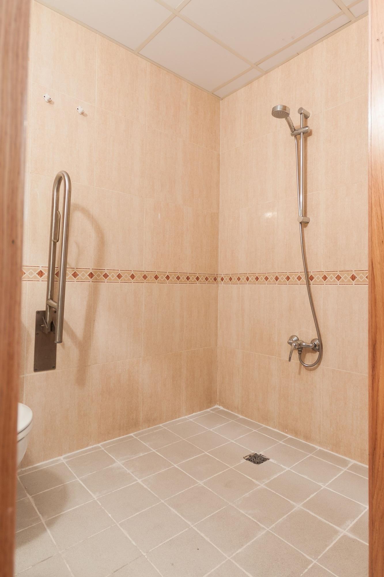 Hostal Josefina-Gran Via Мадрид Екстериор снимка