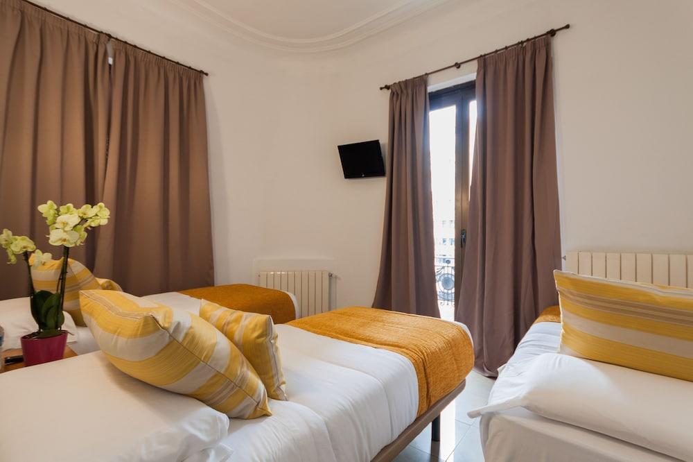 Hostal Josefina-Gran Via Мадрид Екстериор снимка