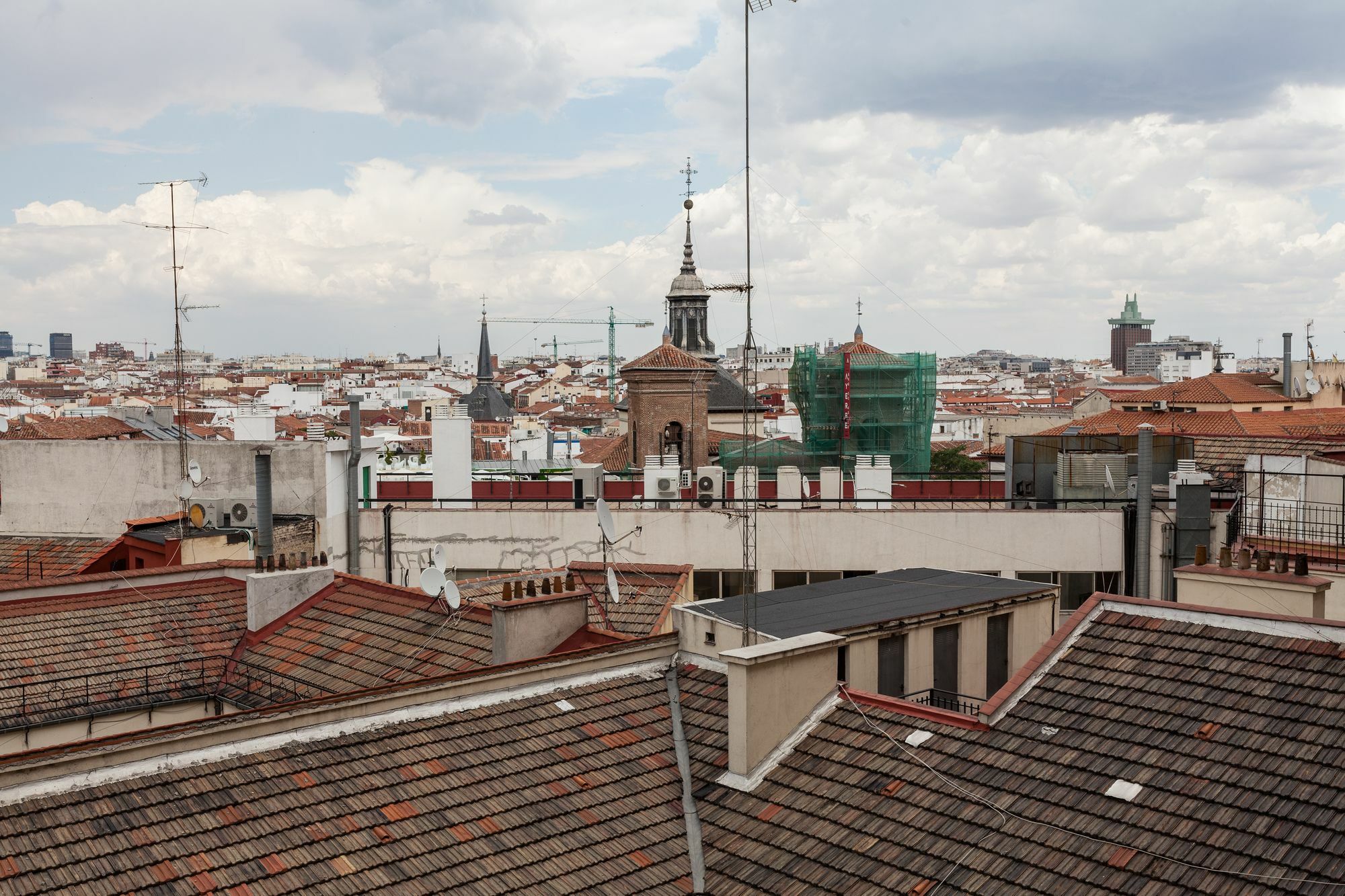Hostal Josefina-Gran Via Мадрид Екстериор снимка